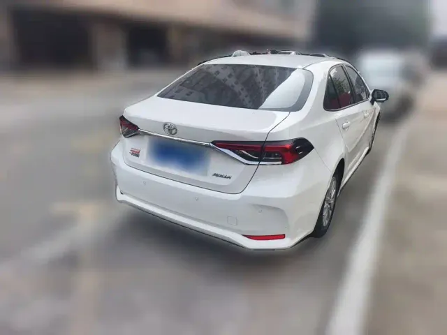 Toyota Corolla — Фото автомобиля 4