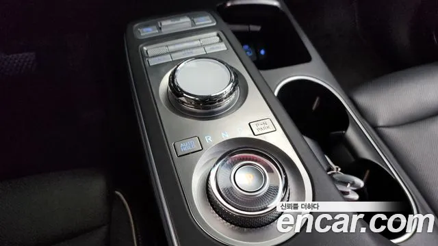 Genesis GV70 Electrified GV70 — Фото автомобиля 12