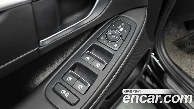 Hyundai Sonata — Фото автомобиля 28