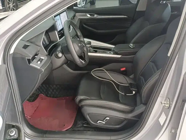Geely Xingrui — Фото автомобиля 14