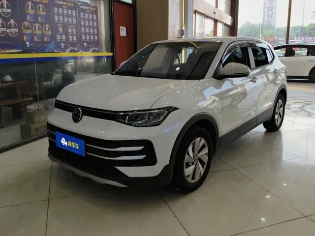 Фотография автомобиля — Volkswagen Tharu