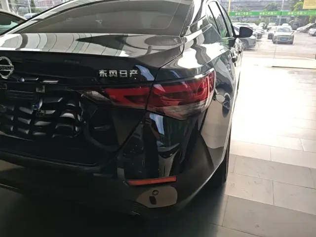 Nissan Sylphy — Фото автомобиля 7