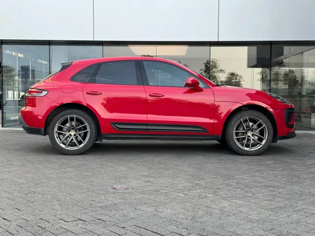 Porsche Macan — Фото автомобиля 14
