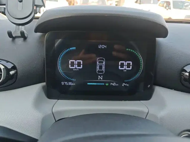 Leapmotor T03 — Фото автомобиля 11