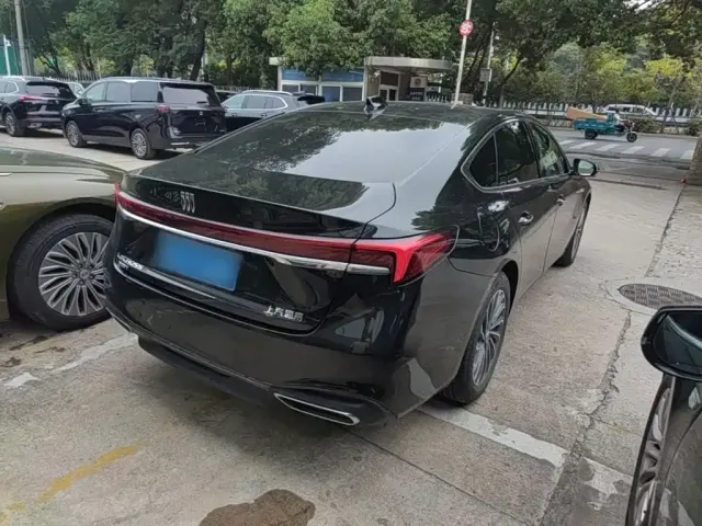 Buick LaCrosse — Фото автомобиля 6