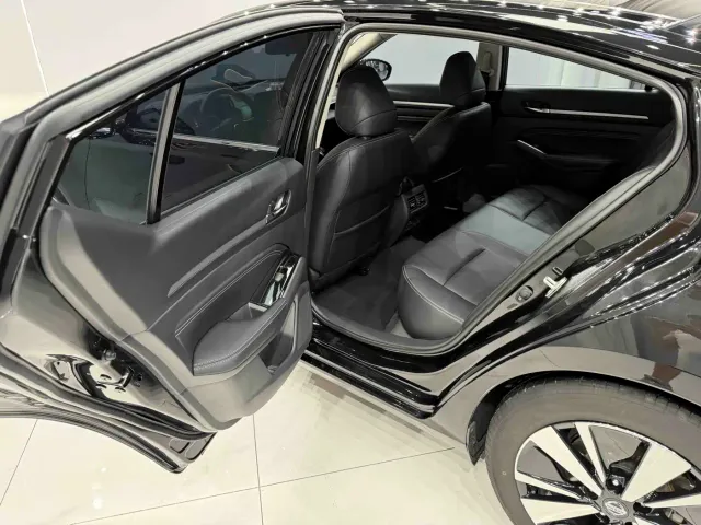 Nissan Teana — Фото автомобиля 16