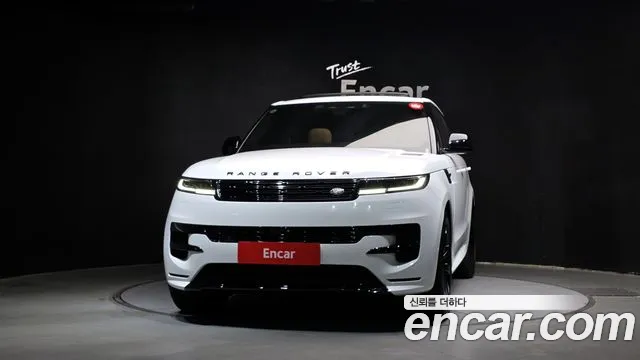 Land Rover Range Rover Sport — Фото автомобиля 3