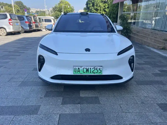 Nio ET5 Touring — Фото автомобиля 3