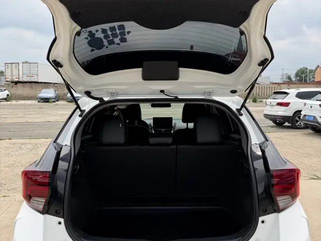 Toyota YARiS L Zhi Xuan — Фото автомобиля 18