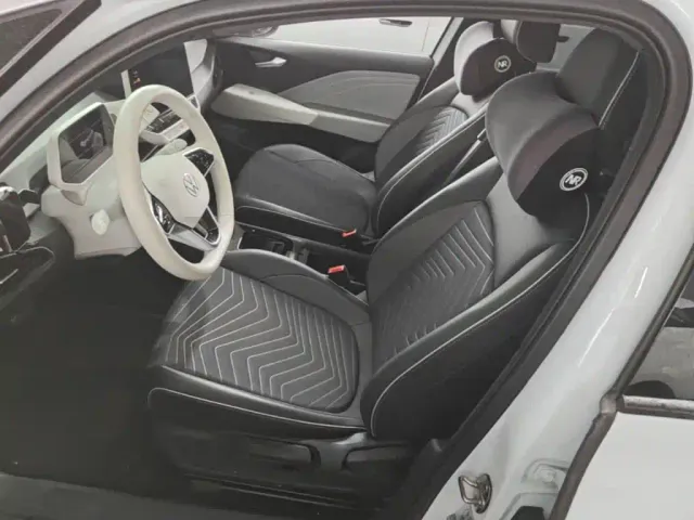 Volkswagen ID.3 — Фото автомобиля 14