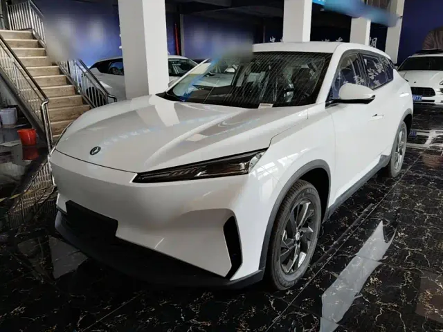Фотография автомобиля — Dongfeng SKY EV01