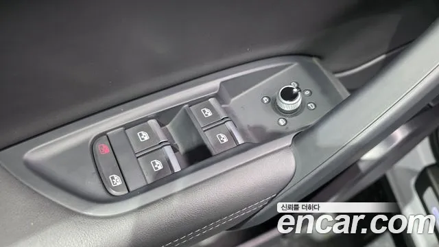 Audi Q5 FY — Фото автомобиля 30