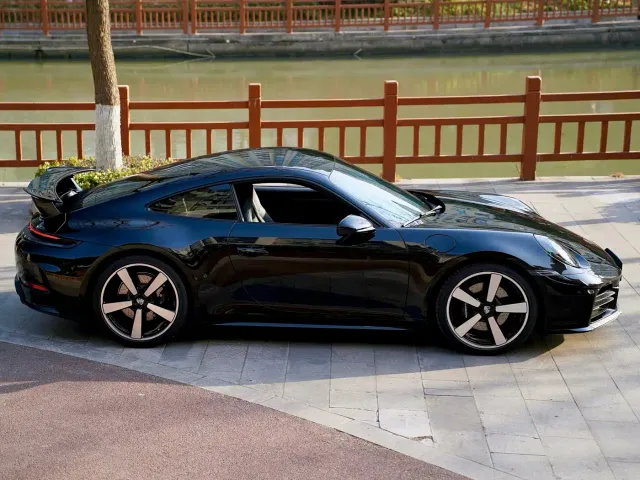 Porsche 911 — Фото автомобиля 3