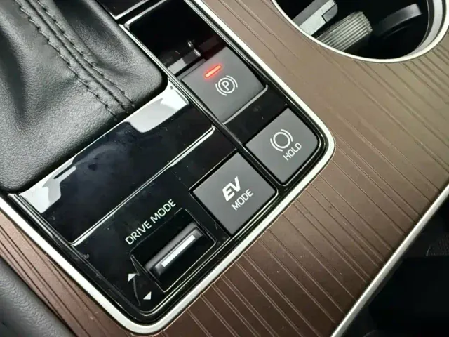 Toyota Granvia — Фото автомобиля 2
