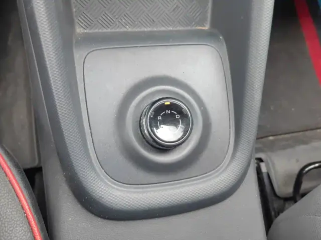 Wuling Hongguang — Фото автомобиля 16