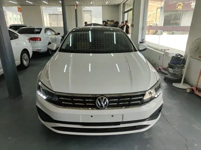 Volkswagen Lamando — Фото автомобиля 2