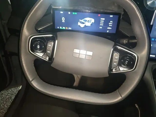 Geely Galaxy L6 — Фото автомобиля 2