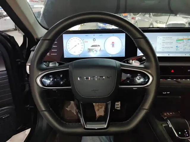 Chery Arrizo 8 — Фото автомобиля 10