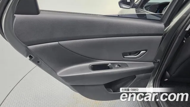 Hyundai Avante CN7 — Фото автомобиля 14
