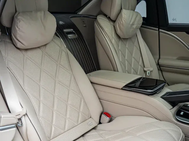 Mercedes-Benz Maybach S-Class — Фото автомобиля 13