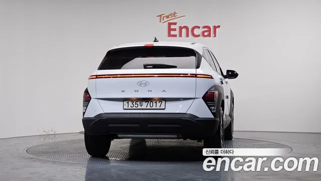 Hyundai Kona Kona (SX2) Бензин 1.6 турбо 2WD — Фото автомобиля 4