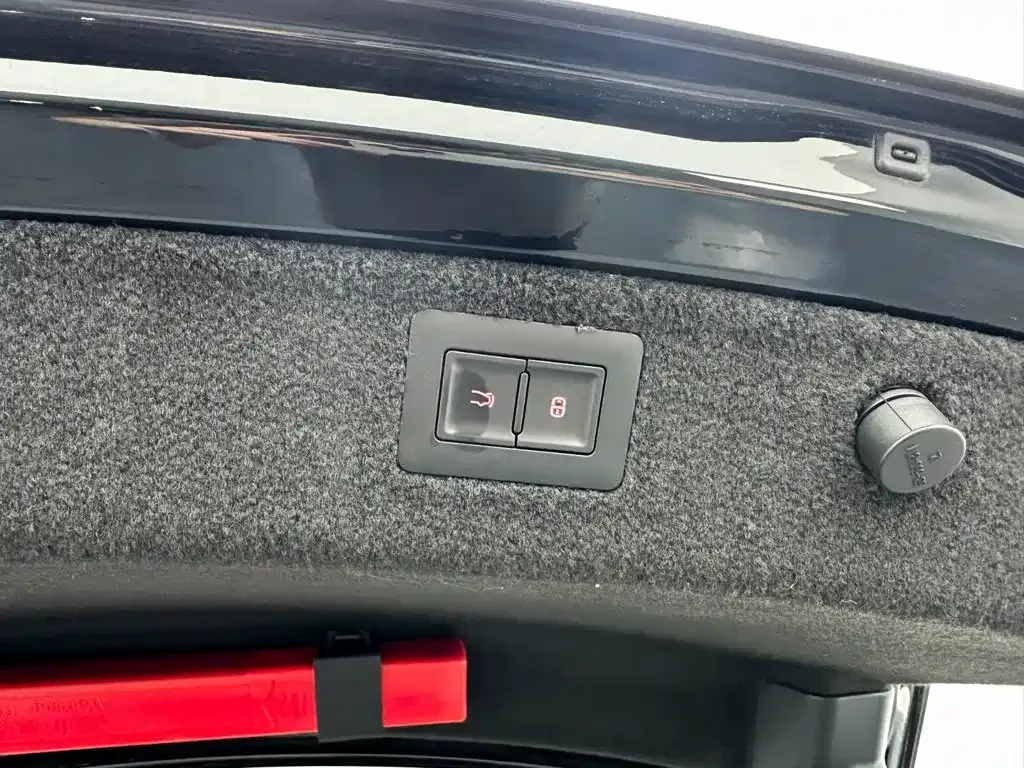 BYD Han 2025 DM-i 125KM Elite — Фото автомобиля 10