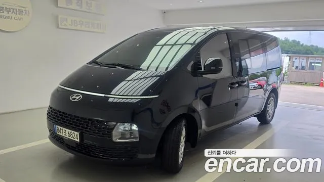Фотография автомобиля — Hyundai Staria
