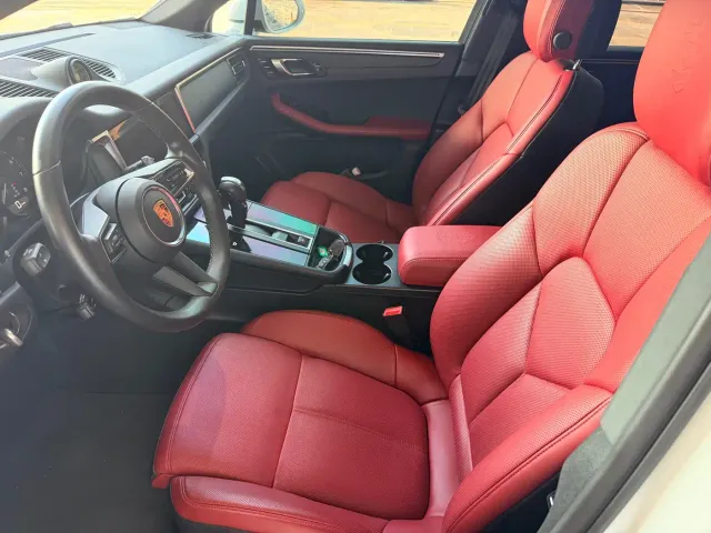 Porsche Macan — Фото автомобиля 10
