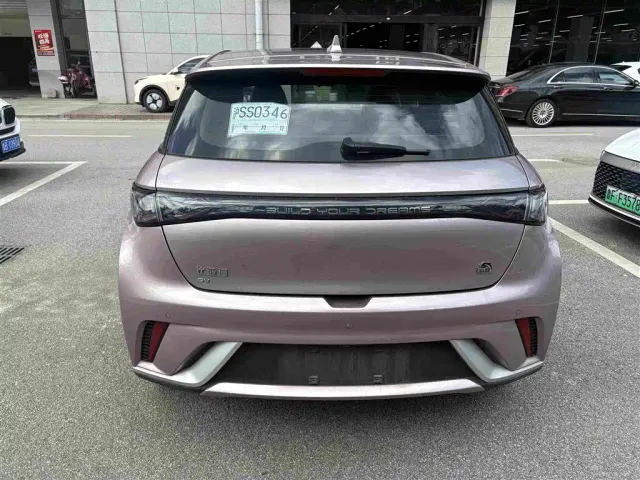 BYD Dolphin — Фото автомобиля 9