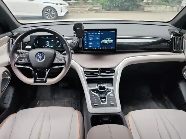 BYD Song Pro — Фото автомобиля 12