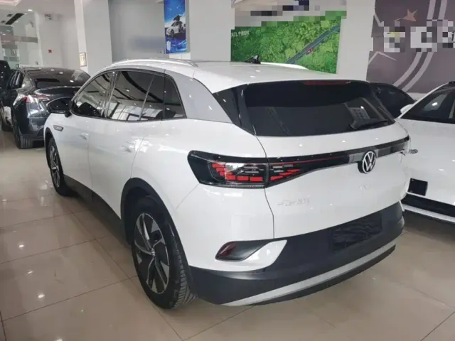 Volkswagen ID.4 Crozz — Фото автомобиля 4