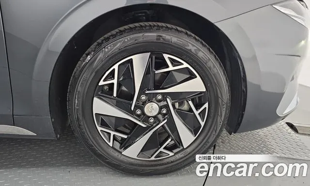 Hyundai Grandeur Grandeur (New) Hybrid — Фото автомобиля 6