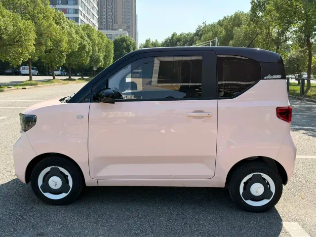 Wuling Hongguang Mini EV — Фото автомобиля 26