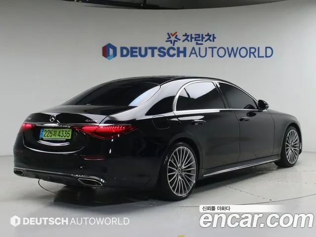 Mercedes-Benz S-Class — Фото автомобиля 2
