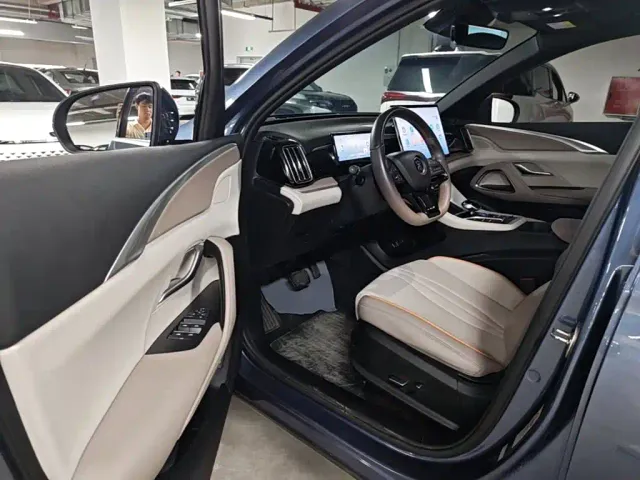 BYD Song Pro — Фото автомобиля 15