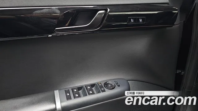 Hyundai Grandeur GN7 — Фото автомобиля 27
