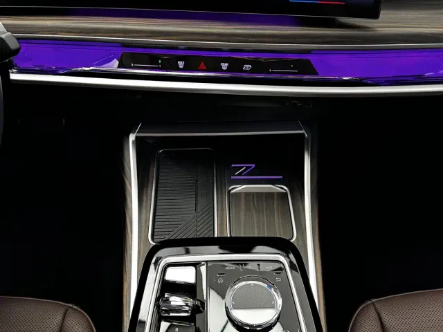 BMW 7 Series — Фото автомобиля 16