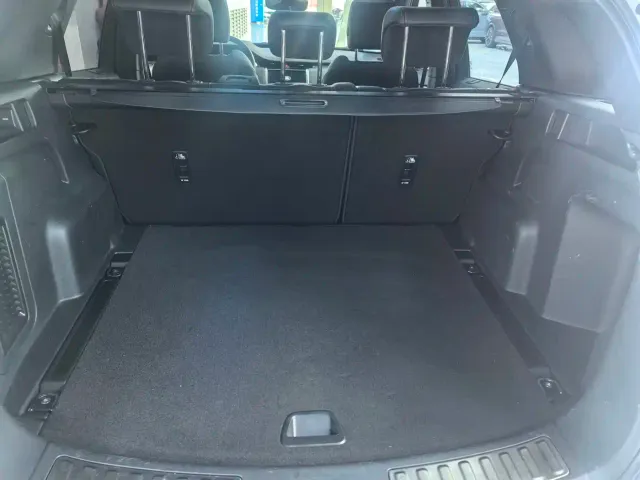 Land Rover Discovery Sport — Фото автомобиля 16