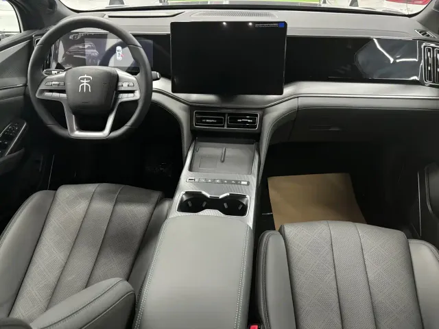 BYD Song L DM-i — Фото автомобиля 7