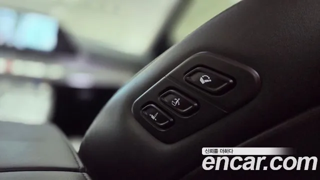 Hyundai Grandeur Grandeur (New) Hybrid — Фото автомобиля 17