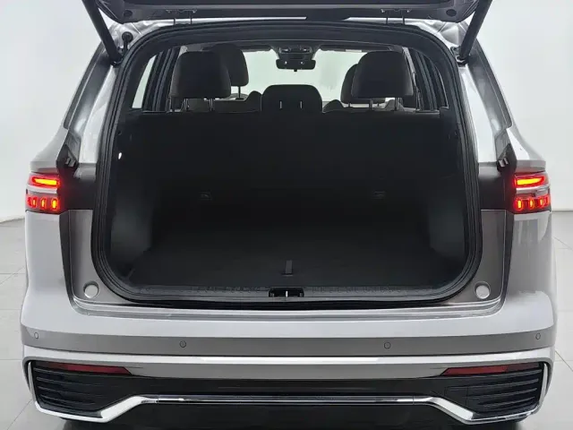 Geely Xingyue L — Фото автомобиля 16
