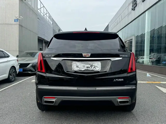 Cadillac XT5 — Фото автомобиля 8