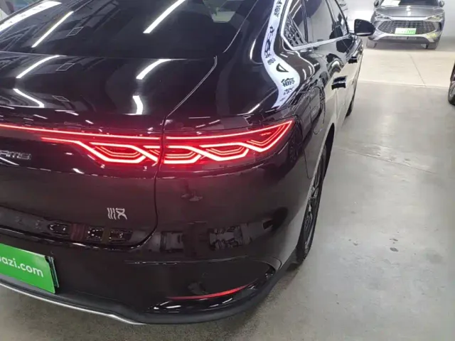 BYD Han — Фото автомобиля 7