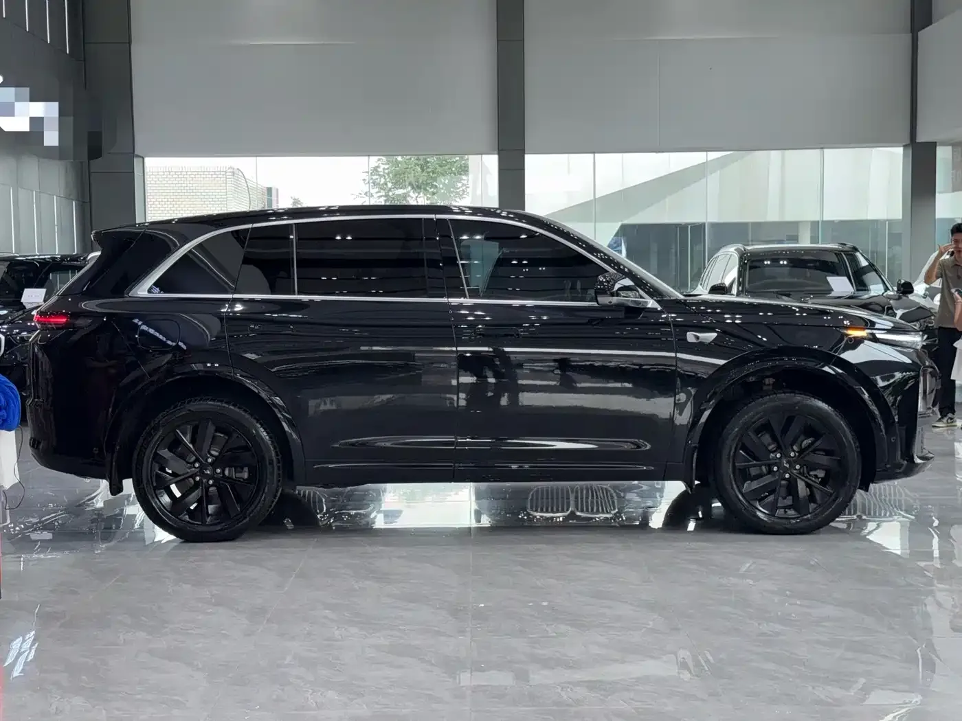 Li Auto Li Auto L7 2023 Pro — Фото автомобиля 3