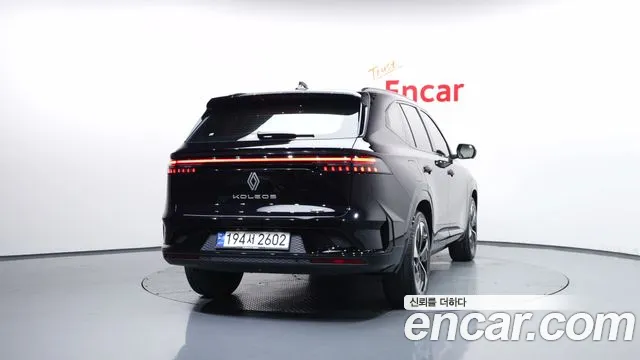 Renault-KoreaSamsung Grand Koleos Grand Koleos — Фото автомобиля 3