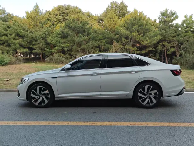 Volkswagen Sagitar — Фото автомобиля 9