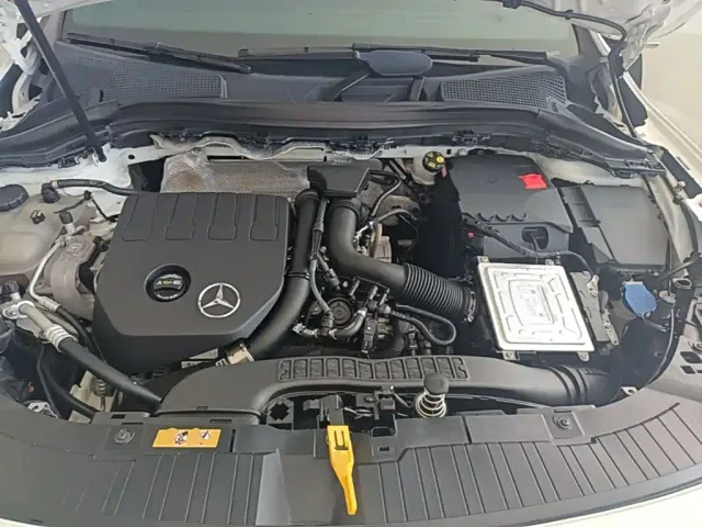Mercedes-Benz GLA-Class — Фото автомобиля 19