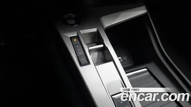 Peugeot 408 1.2 Pure Tech Allure — Фото автомобиля 9
