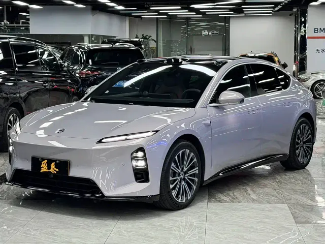 Фотография автомобиля — Nio ET5