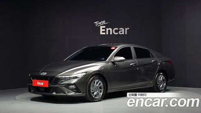 Фотография автомобиля — Hyundai Avante CN7
